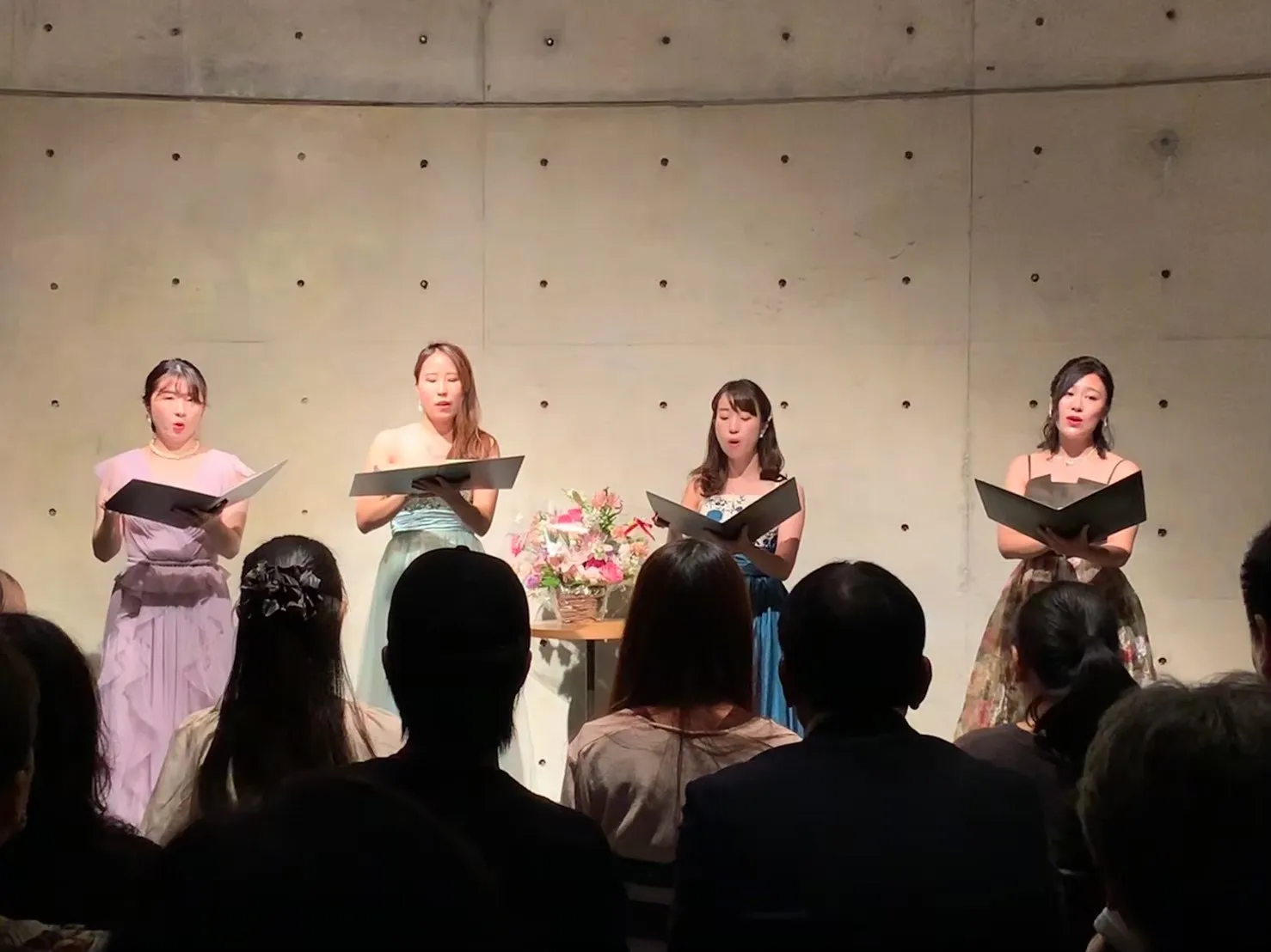 声楽アンサンブルの演奏